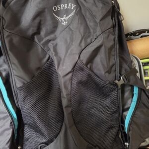 Osprey 40L Black Backpack carry on with wheels